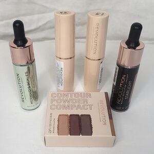 New Revolution London 5 Piece Cosmetic Bundle: Foundation, Highlighter, Contour